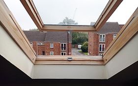 Osney Cypress Studio - Self Contained Studio Flat